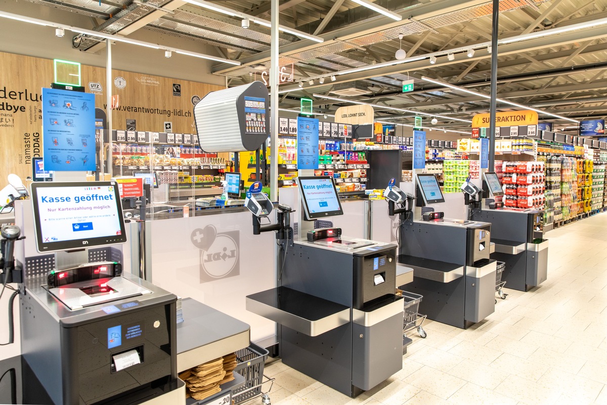 Lidl Schweiz weitet Einsatz von Self Checkout Kassen aus