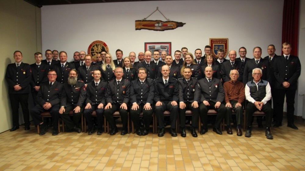 FW Beverungen: Jahresdienstbesprechung der Kernstadtfeuerwehr / Der Löschzug Beverungen und Feuerwehrverein St. Florian e.V. treffen sich zum ersten Mal nach Corona