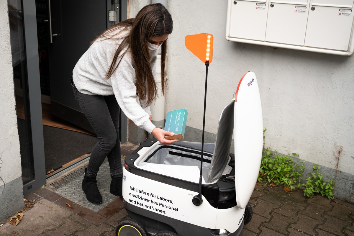 Asklepios-Labor Medilys und Starship Technologies bringen Corona-Tests per Lieferroboter an die Haustür