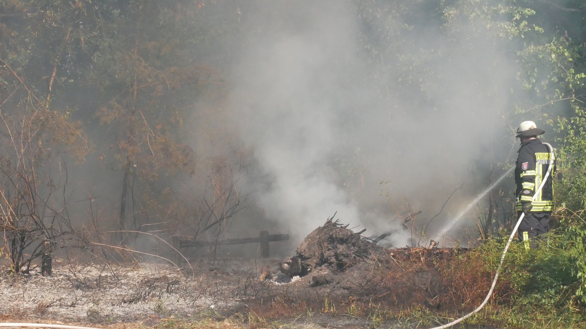 FW Celle: Feuerwehr-Flugdienst entdeckt mehrere Brände im Stadtgebiet Celle!