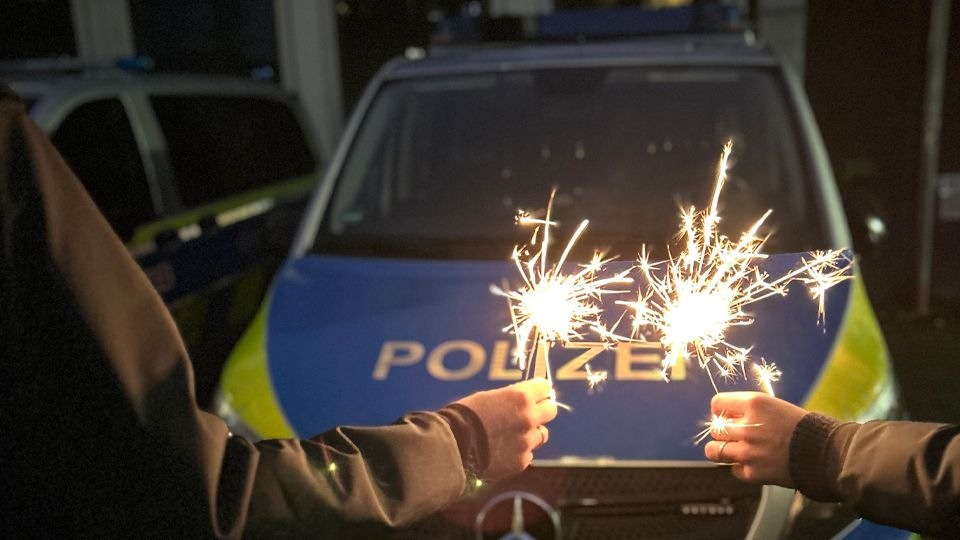 POL-PB: Tipps Ihrer Polizei - Kommen Sie sicher ins Jahr 2025