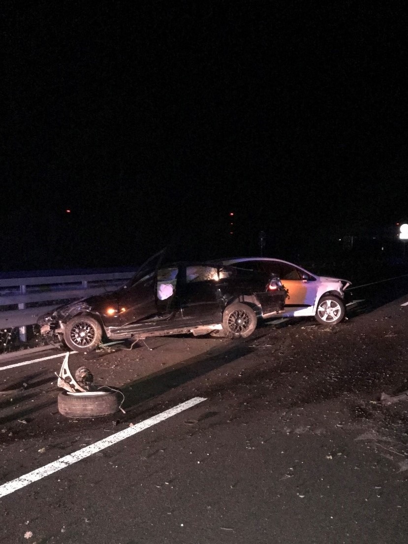 POL-PDPS: A 62 - Unfall mit 2 leichtverletzten Personen und hohem Sachschaden