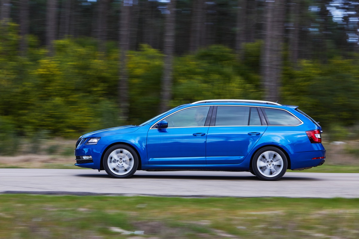 SKODA Ausstattungspakete TOUR DE FRANCE mit bis zu 1.040 Euro Kundenvorteil (FOTO)