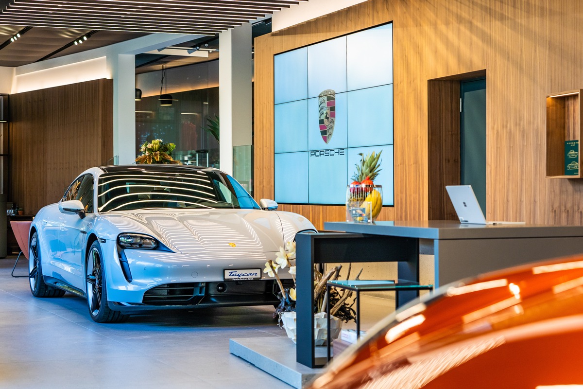 Erstes Schweizer Porsche Studio eröffnet in Zürich