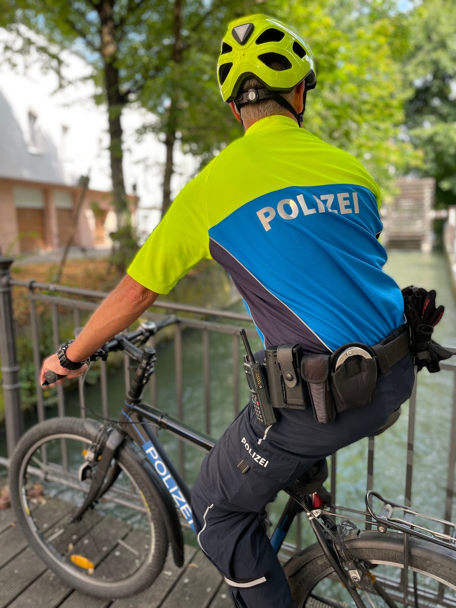 POL Schwaben Nord: Radfahrer vs. Straßenbahnschiene