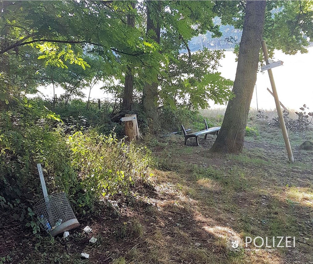 POL-PPWP: Vandalismus auf Wald-Rastplatz