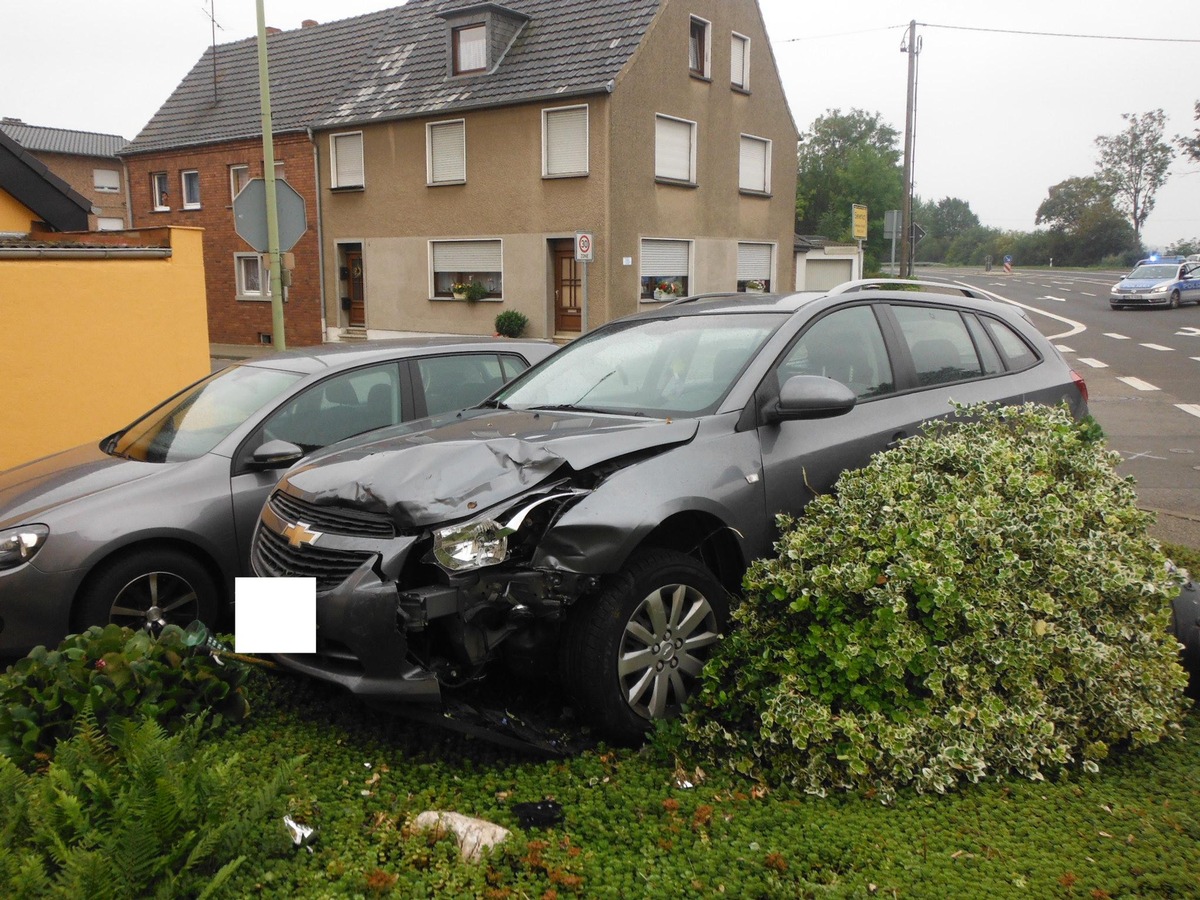 POL-DN: Vorfahrt genommen