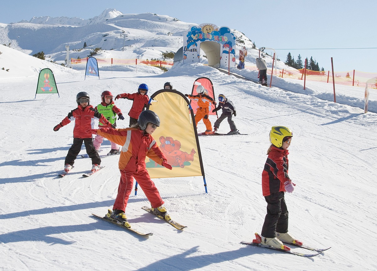 Gratis-Skipass, Skikurs mit Erfolgsgarantie und Leserabe: Familienurlaub im Brandnertal und im Klostertal - BILD