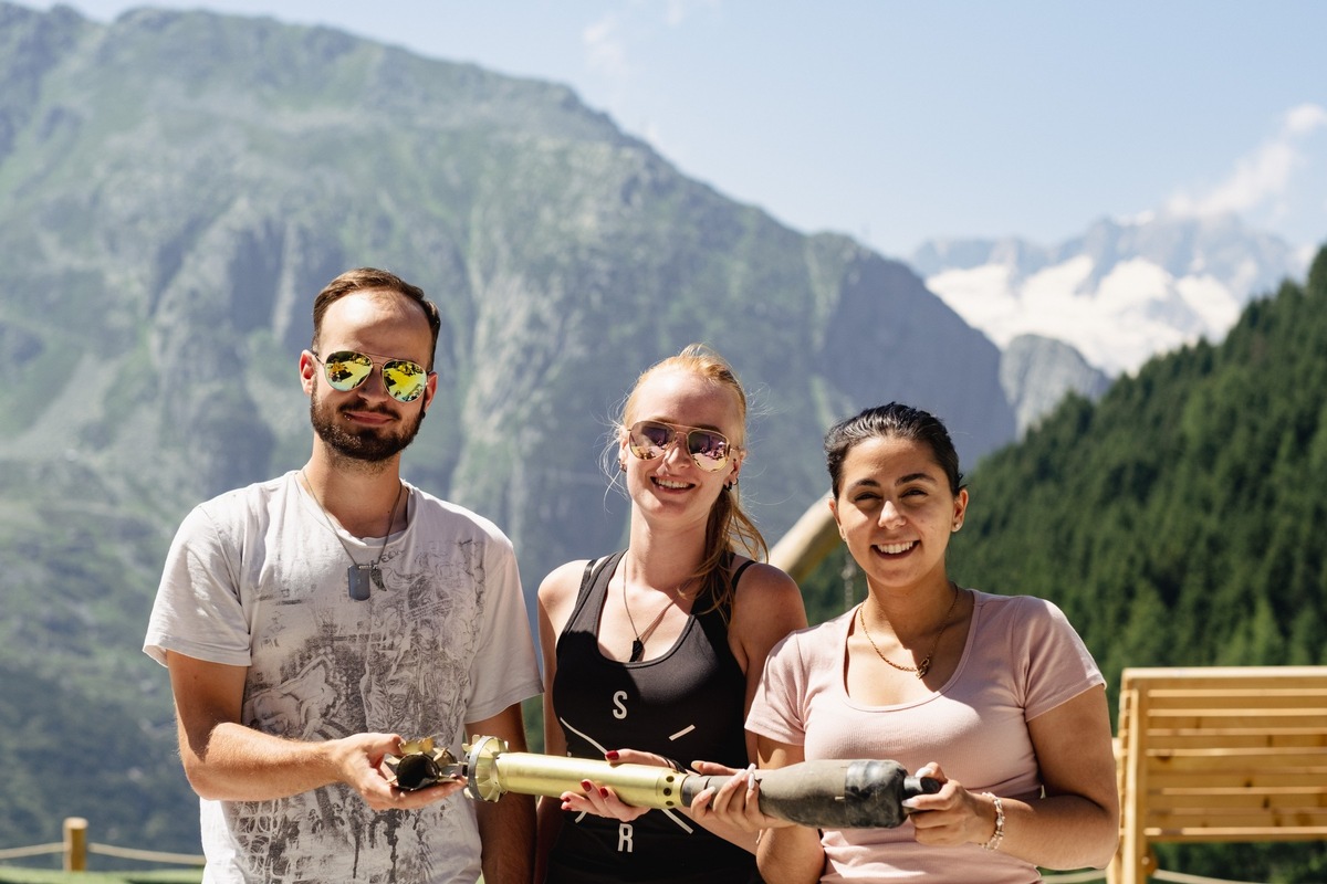 Medienmitteilung: Clean-up Day Andermatt: Müllsammeln im alpinen Gelände