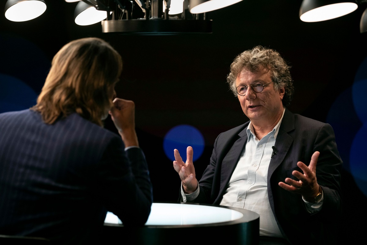 Deutschland noch immer geteilt? Richard David Precht spricht im ZDF mit Schriftsteller Ingo Schulze (FOTO)