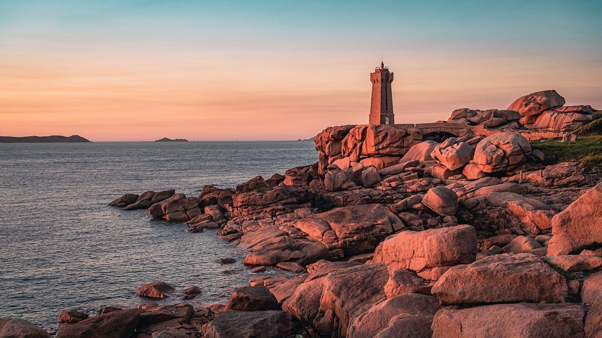 PM Die Leuchttürme der Bretagne im Herbst: Stormwatching, Silvester auf der Insel und 200 Jahre Fresnel-Linse