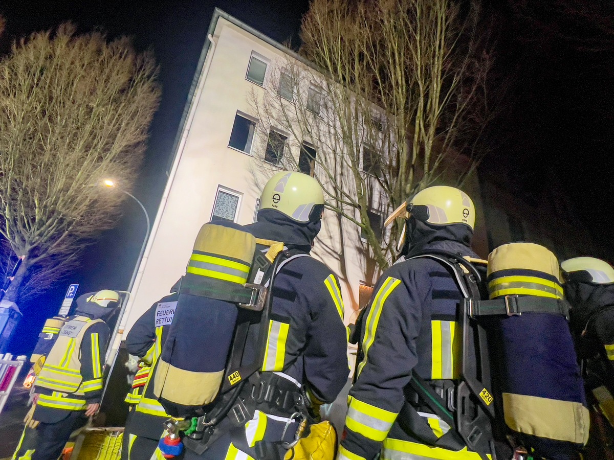 FW-BO: Zwei Verletzte nach Küchenbrand im Ehrenfeld