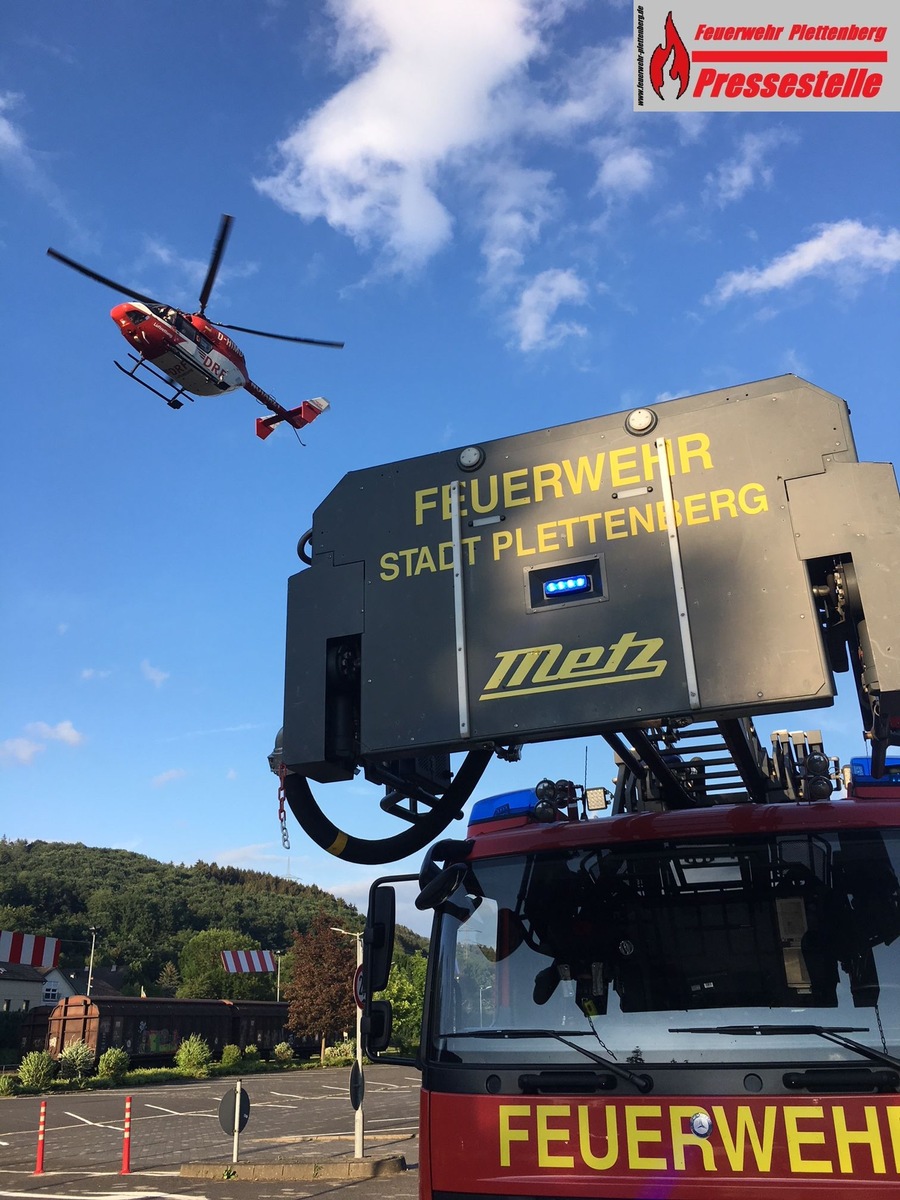 FW-PL: OT-Ohle. Mann stürzt aus großer Höhe von Brücke.Rettungshubschrauber wird angefordert.