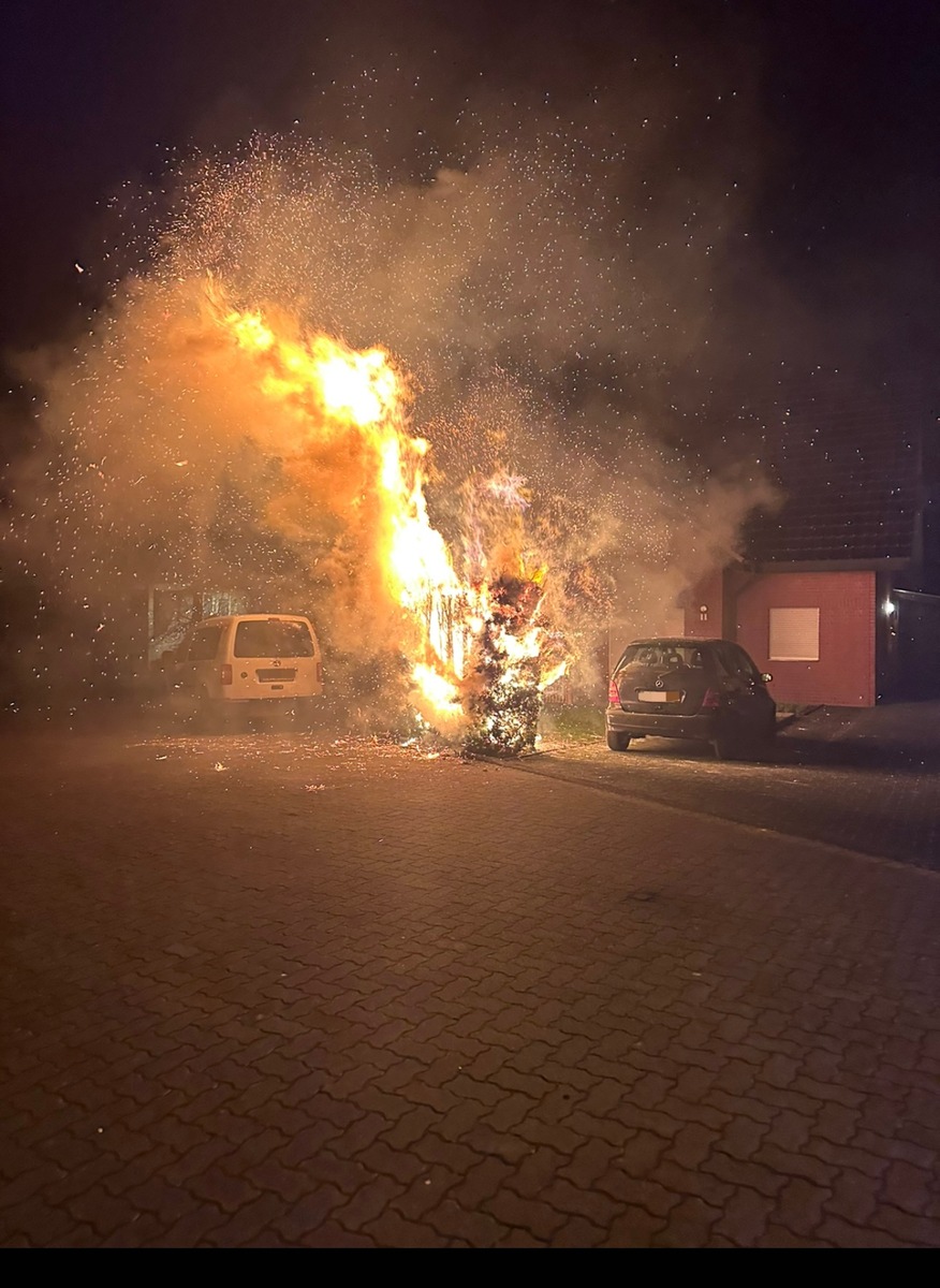 FW-DT: Kleinbrände in der Silvesternacht