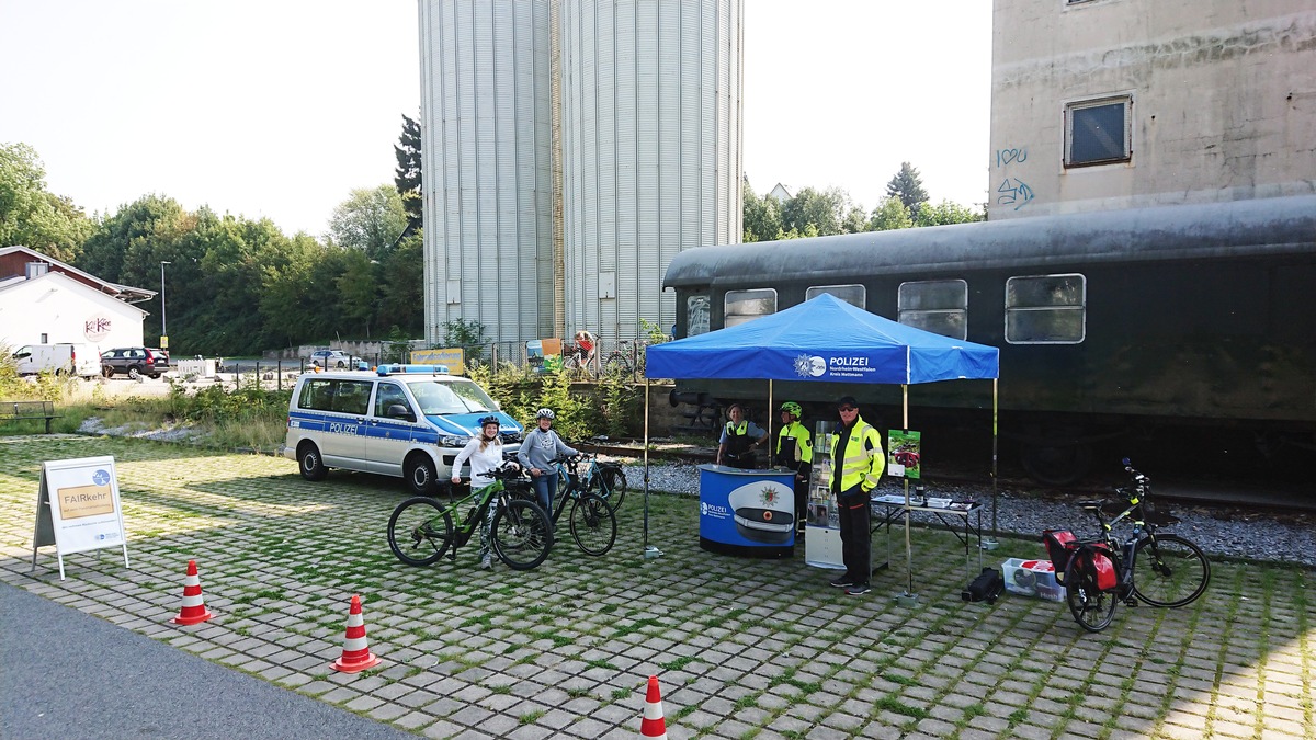 POL-ME: Polizeiaktion für mehr gegenseitige Rücksichtnahme: &quot;FAIRkehr&quot; auf dem Panoramaradweg - Heiligenhaus - 2009068