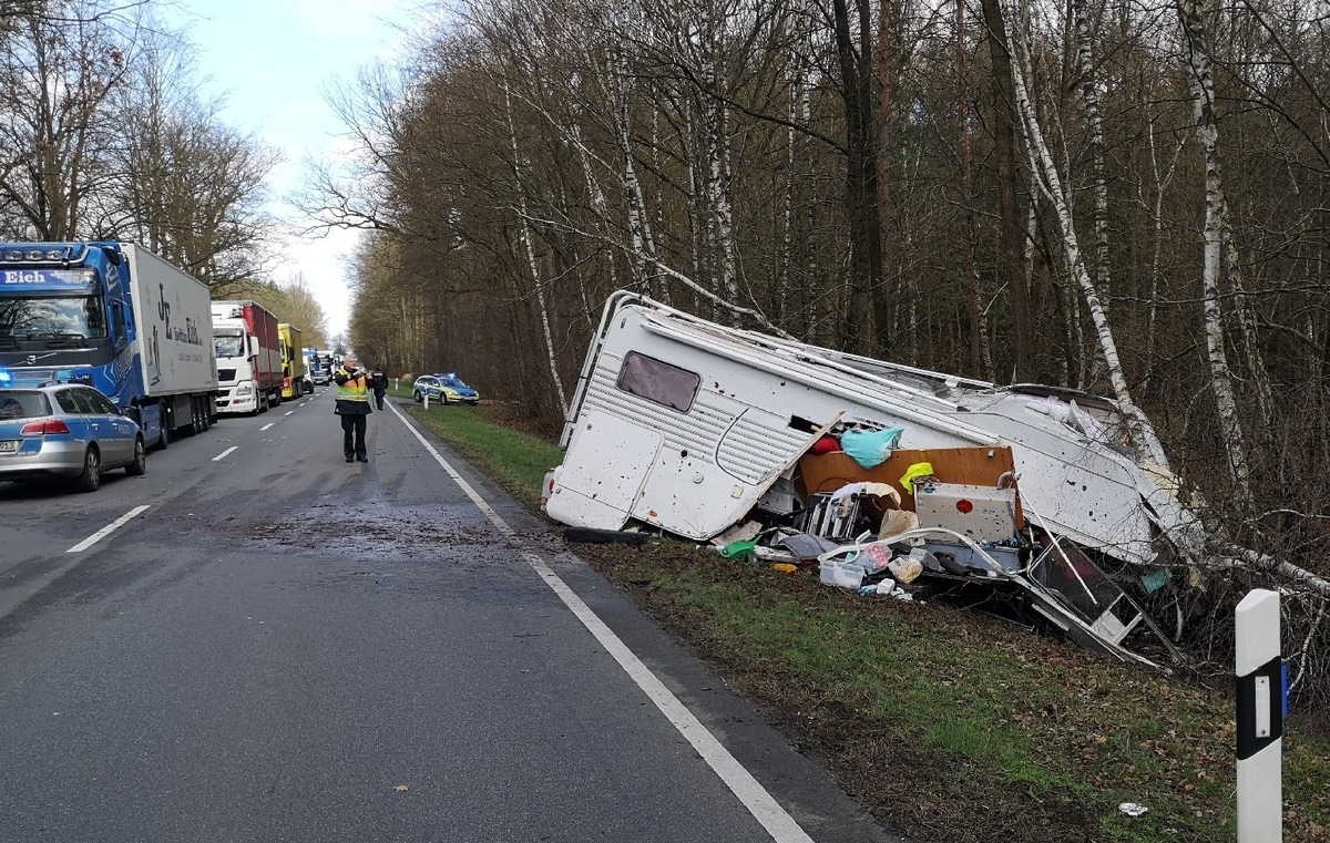 POL-LG: ++ Update ++ Tanksteller-Räuber geht in Haft ++ Serie von Überfällen auf Tankstellen ++ Wohnmobil verunglückt auf Bundesstraße 4 - schwer verletzt - Verkehrsbehinderungen ++