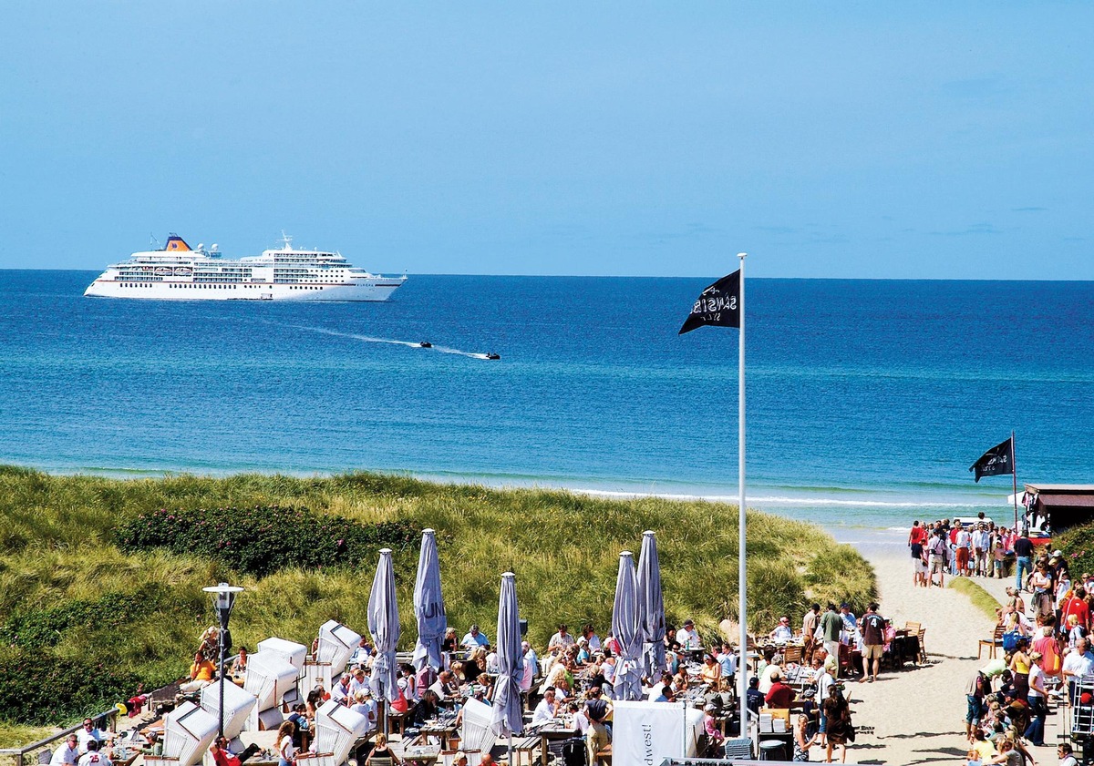 &quot;MS EUROPA meets Sansibar 2011&quot;: Sommerfest mit Mode und Prominenz vor Sylt (mit Bild)