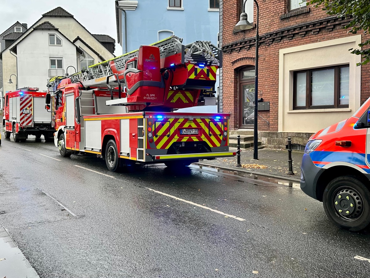 FW-EN: Feuerwehr Sprockhövel diese Woche oft gefordert