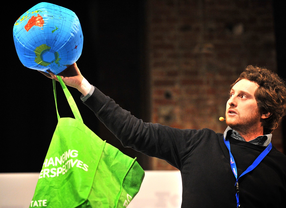 Neuronengeflüster im Facebook-Dschungel / Deutschlandfinale des &quot;FameLab&quot;-Wettbewerbs am 31. März in Bielefeld (mit Bild)