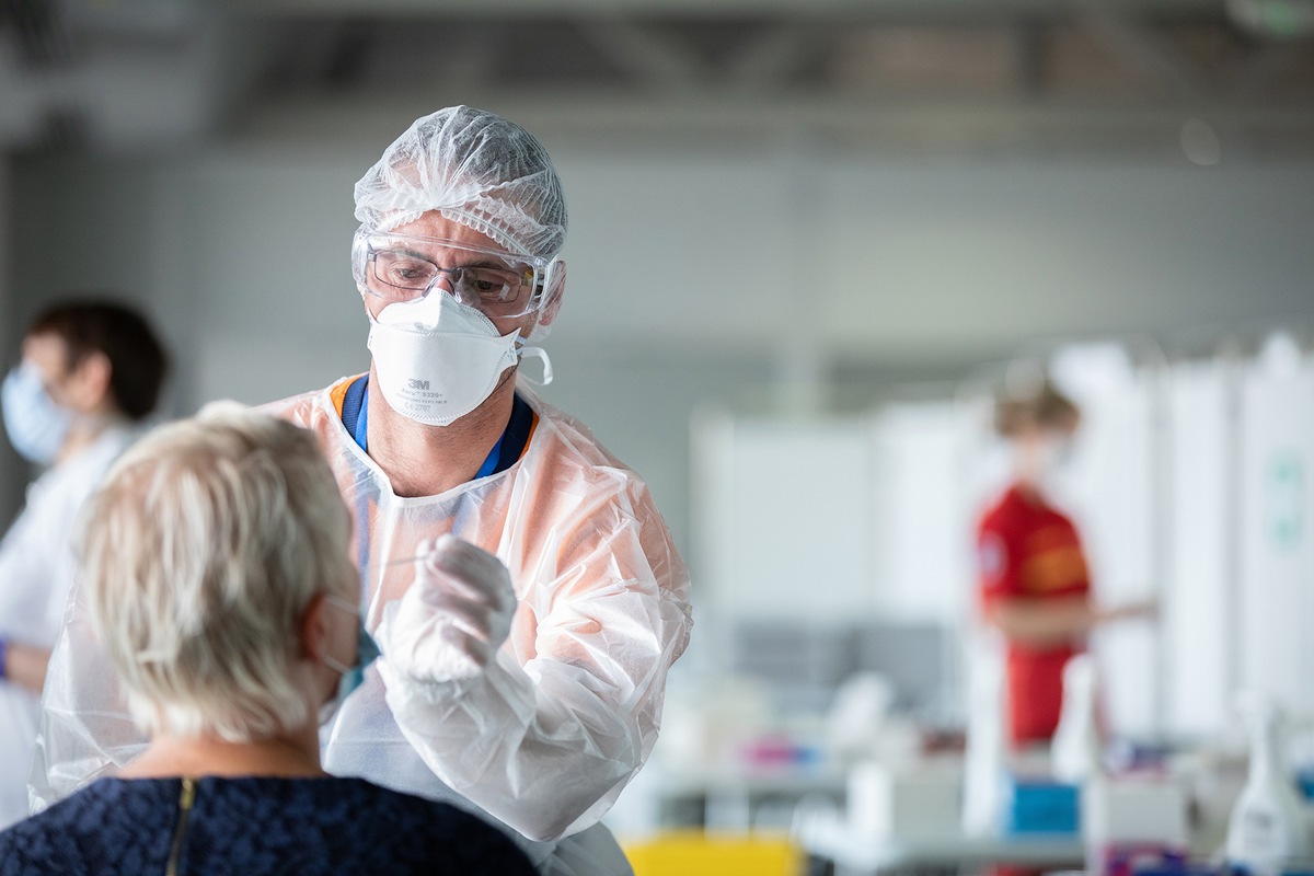 Praktische Dienstleistung für Passagiere: Corona-Testcenter am EuroAirport