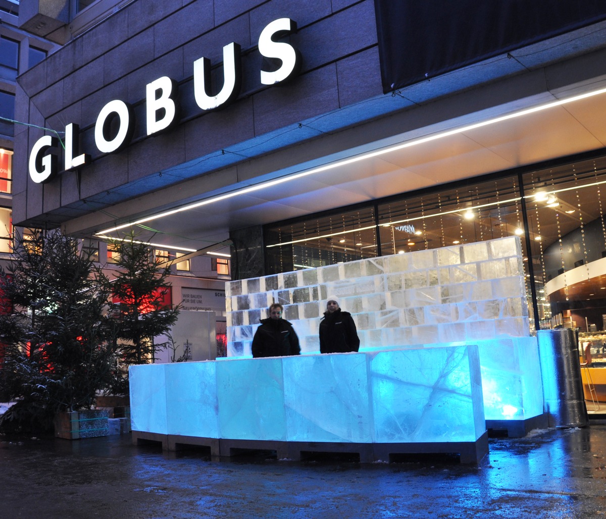 Die ABSOLUT ICEBAR®  beim Globus Zürich Bahnhofstrasse  Pressemitteilung zur sofortigen Veröffentlichung: