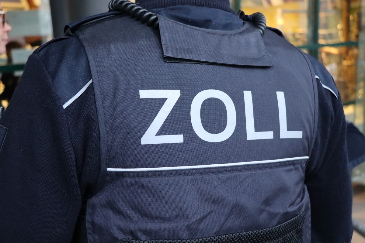 HZA-BI: Illegale Tabakwaren entdeckt/Zoll stellt bei Kontrollen in Gütersloh E-Zigaretten und Snus sicher