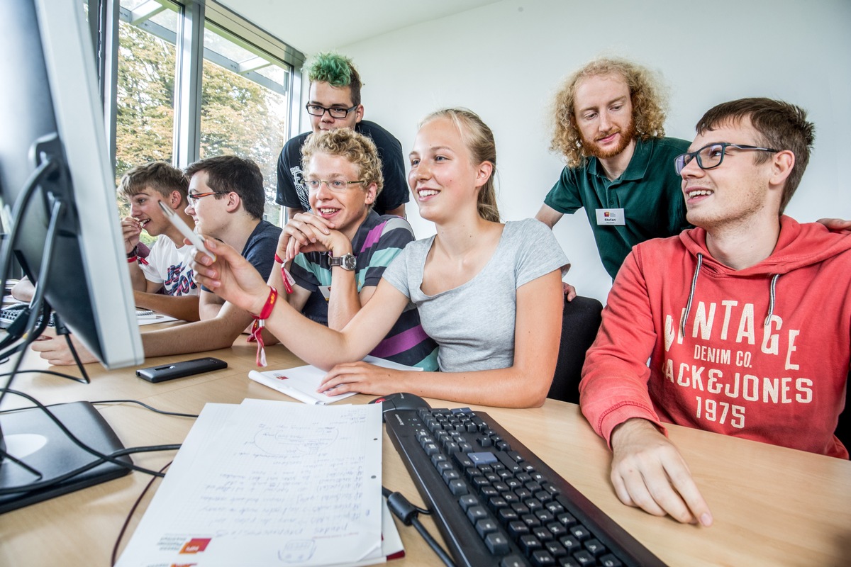 Schüler zeigen: So geht Nachhaltigkeit in der IT