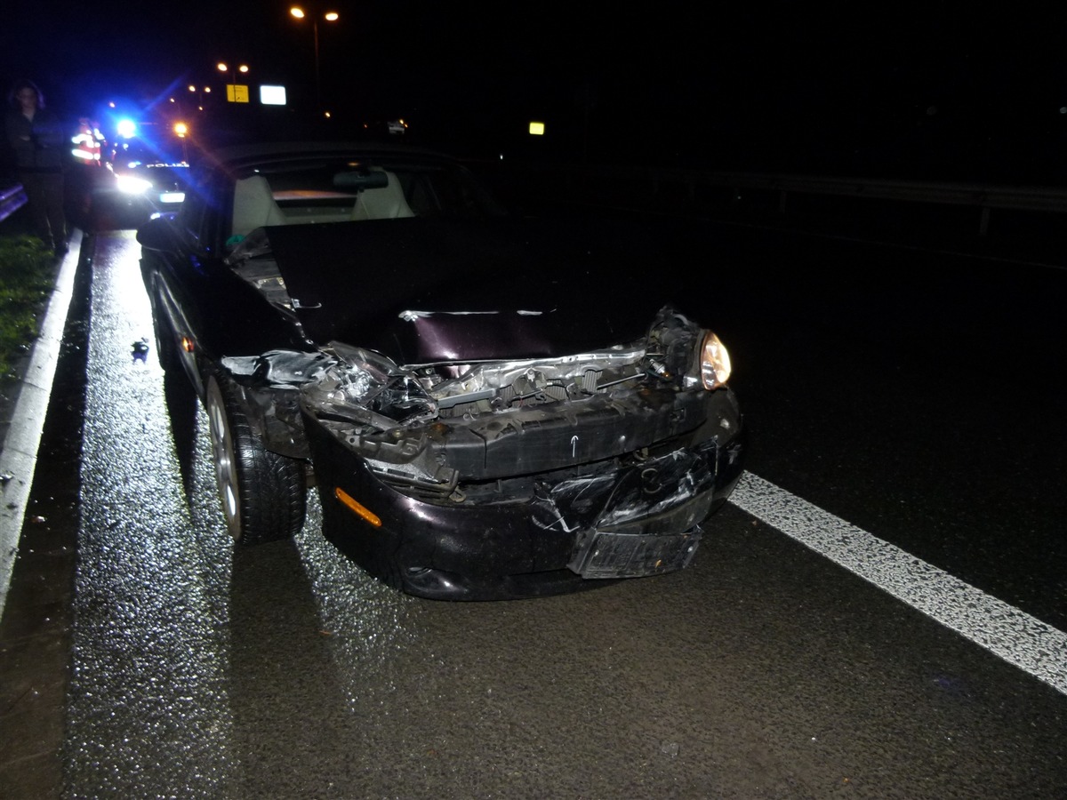 POL-MI: Alkoholisierter Pkw-Fahrer verliert die Kontrolle über sein Fahrzeug