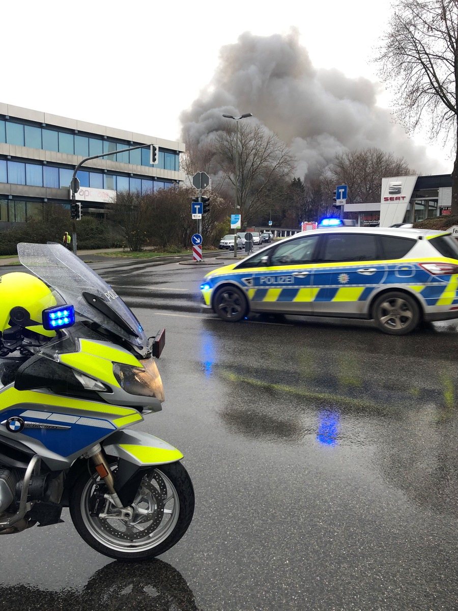 POL-ME: Großbrand in einer Lagerhalle - die Polizei ermittelt - Erkrath - 2012107