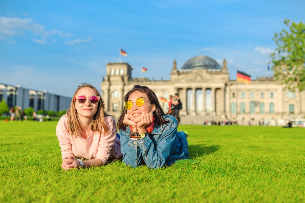 Sommer-Feeling 2023 in Deutschland / Berlin beliebtestes Reiseziel bei ausländischen Gästen