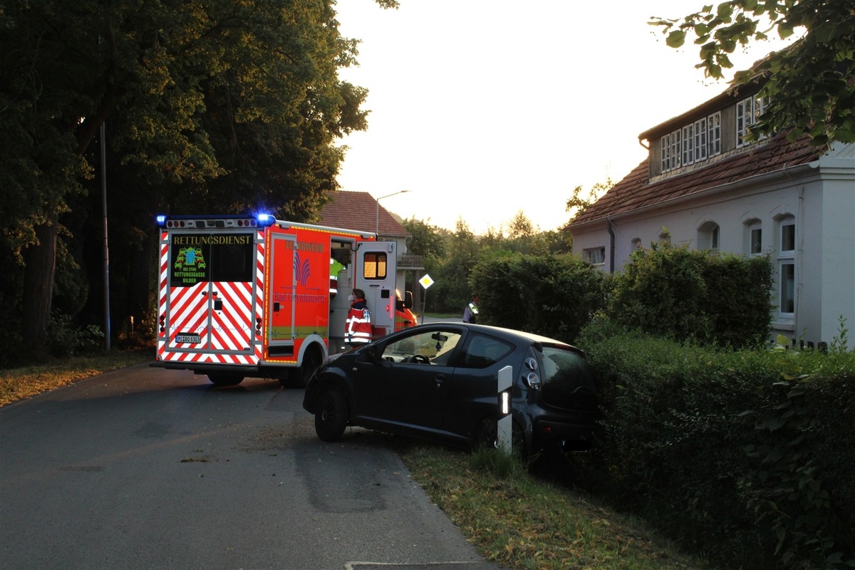 POL-MI: Drei verletzte Personen nach Verkehrsunfall