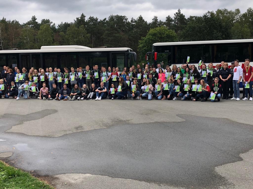 POL-EL: Lingen - 75 Buslotsinnen und Buslotsen ausgebildet