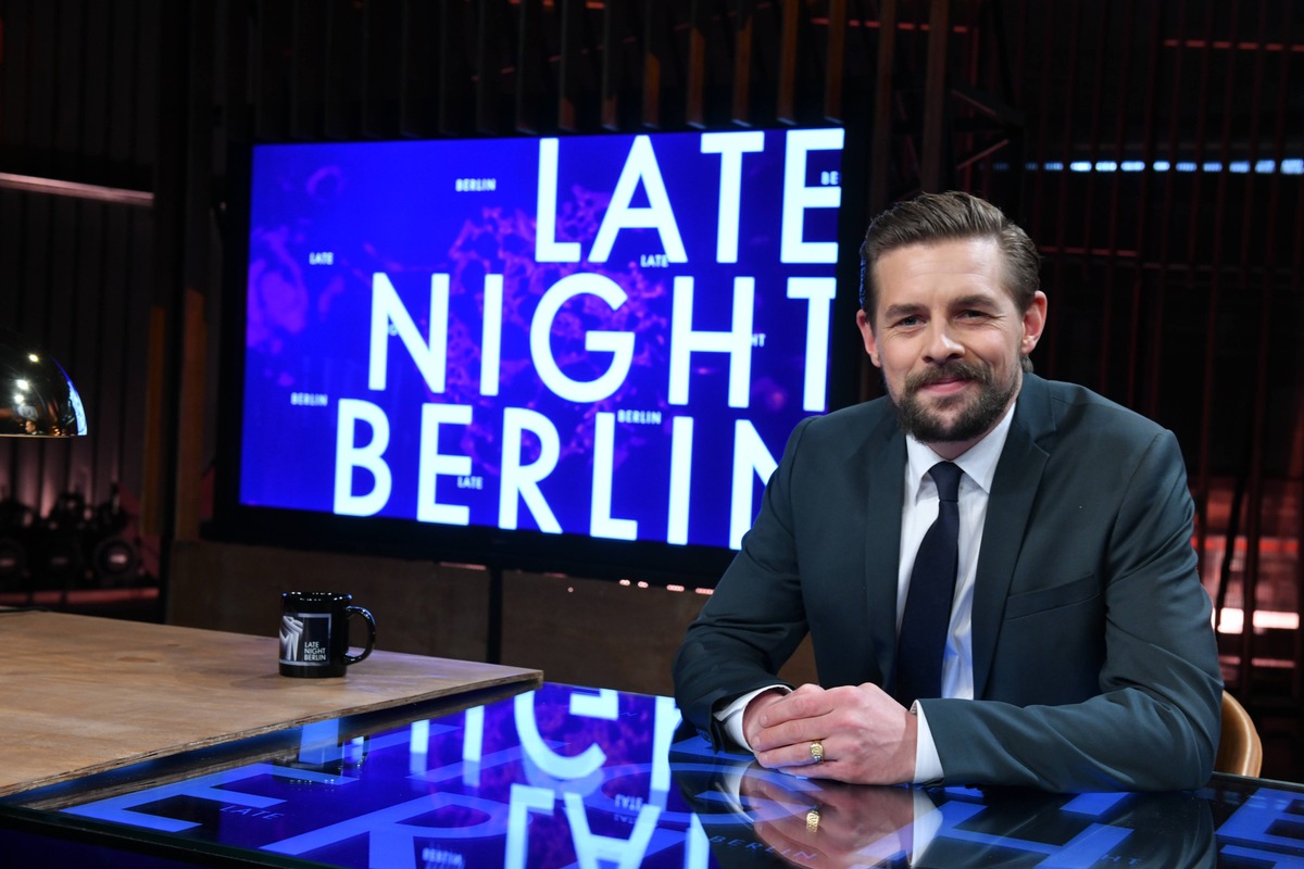 Klaas Heufer-Umlauf lädt ab Montag jede Woche zu &quot;Late Night Berlin&quot; auf ProSieben ein