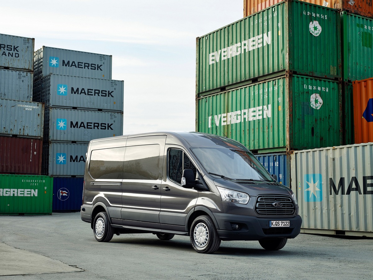 Der neue Ford Transit: So geräumig und günstig wie nie zuvor - Transporterlegende startet ab Mai 2014 durch (FOTO)