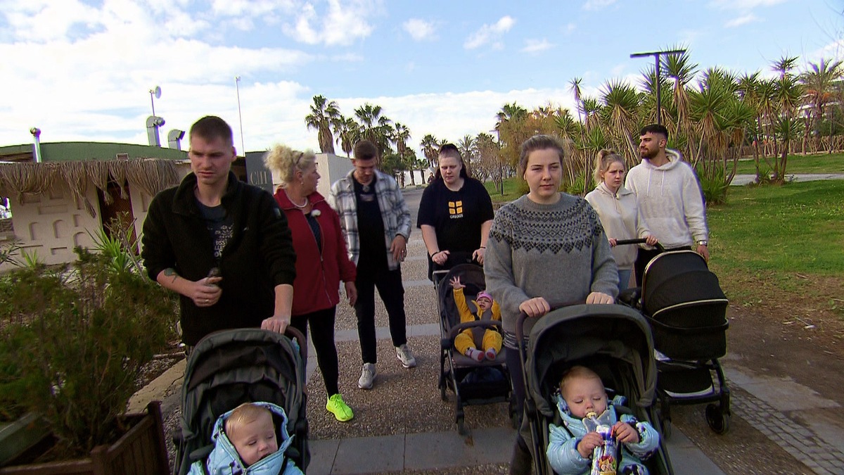 Eine neue Doppelfolge &quot;Die Wollnys - Eine schrecklich große Familie&quot;: Geburtstagsplanung und Kinderfreuden