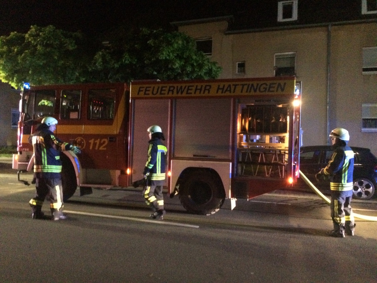 FW-EN: Gemeldeter Wohnungsbrand - Aufmerksamer Nachbar verhindert Schlimmeres