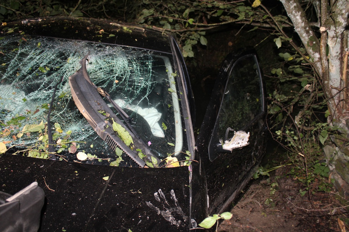 POL-HSK: Cannabis geraucht, Auto gefahren, verunfallt