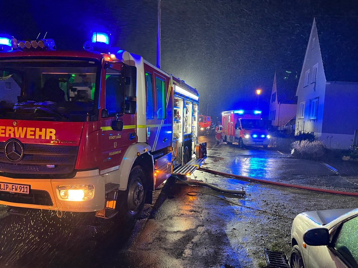 FW Lage: Feuer 3 / Dachstuhlbrand - 21.01.2022 - 18:39 Uhr