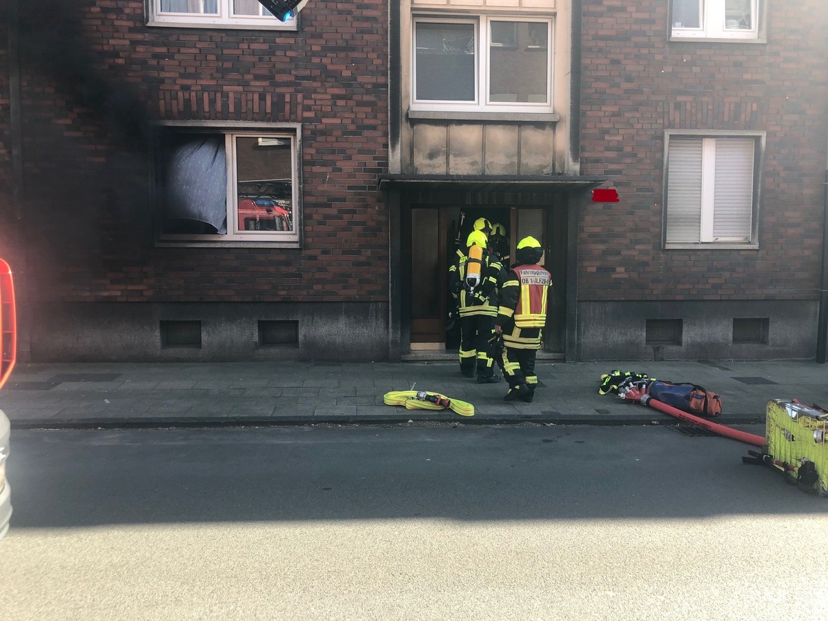 FW-OB: Küchenbrand in Erdgeschosswohnung Hermann-Albertz-Str.