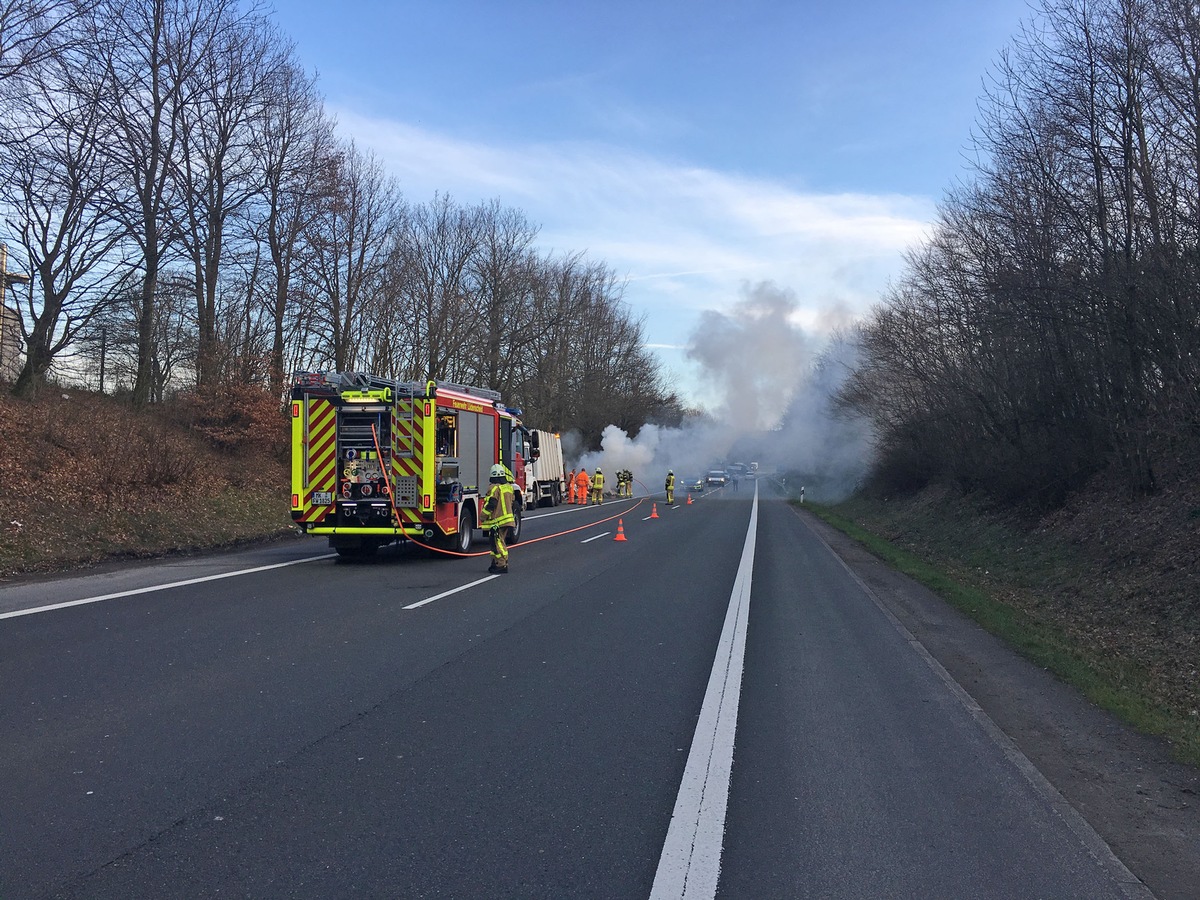 POL-MK: Brand am Zubringer Nord