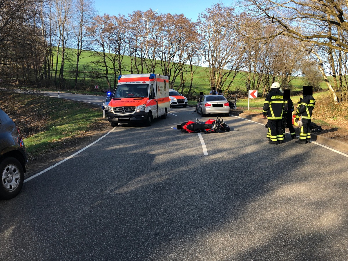 POL-PDKL: Motorradfahrer schwer verletzt