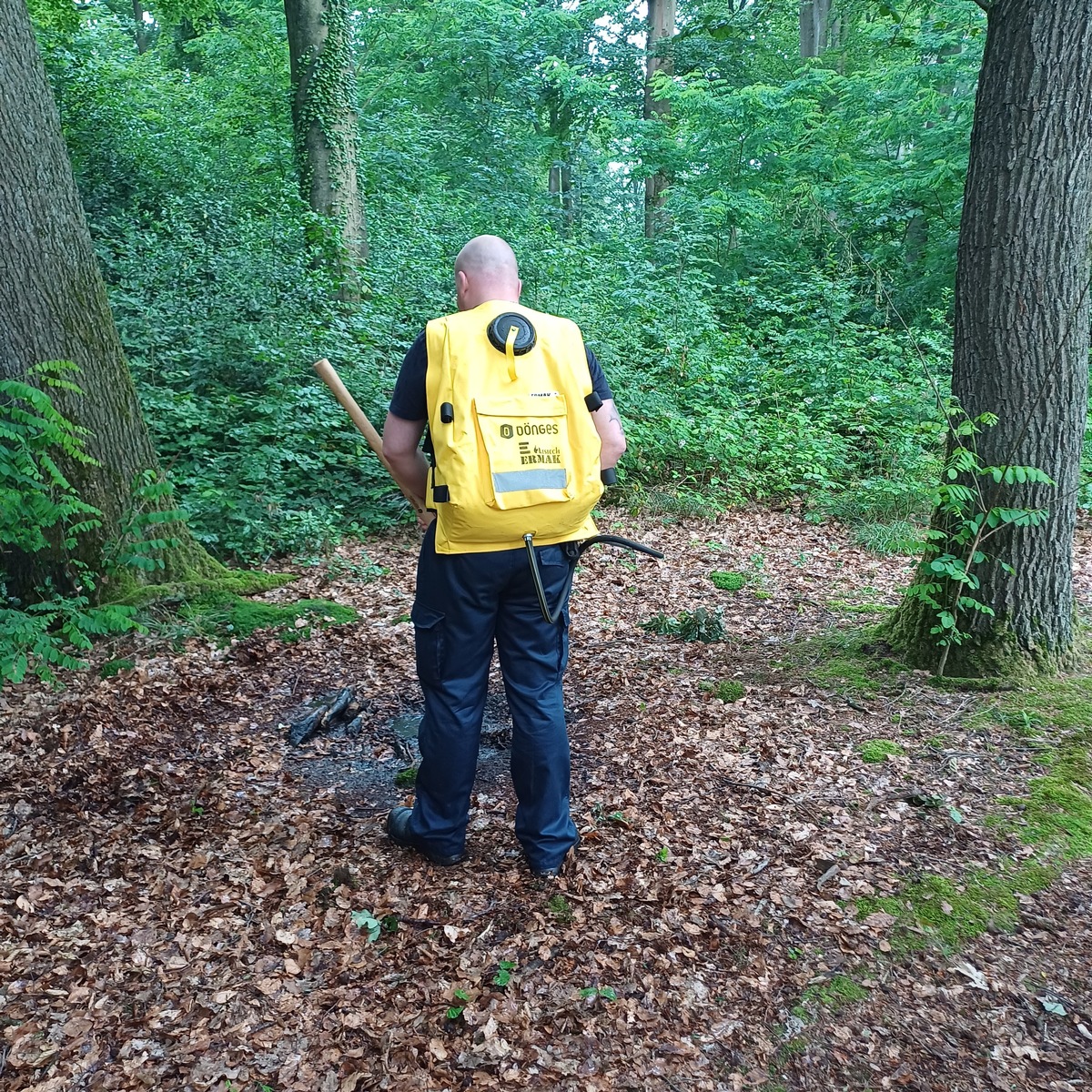 FW-EN: Wetter - Kleinbrand im Waldgebiet am Harkortberg