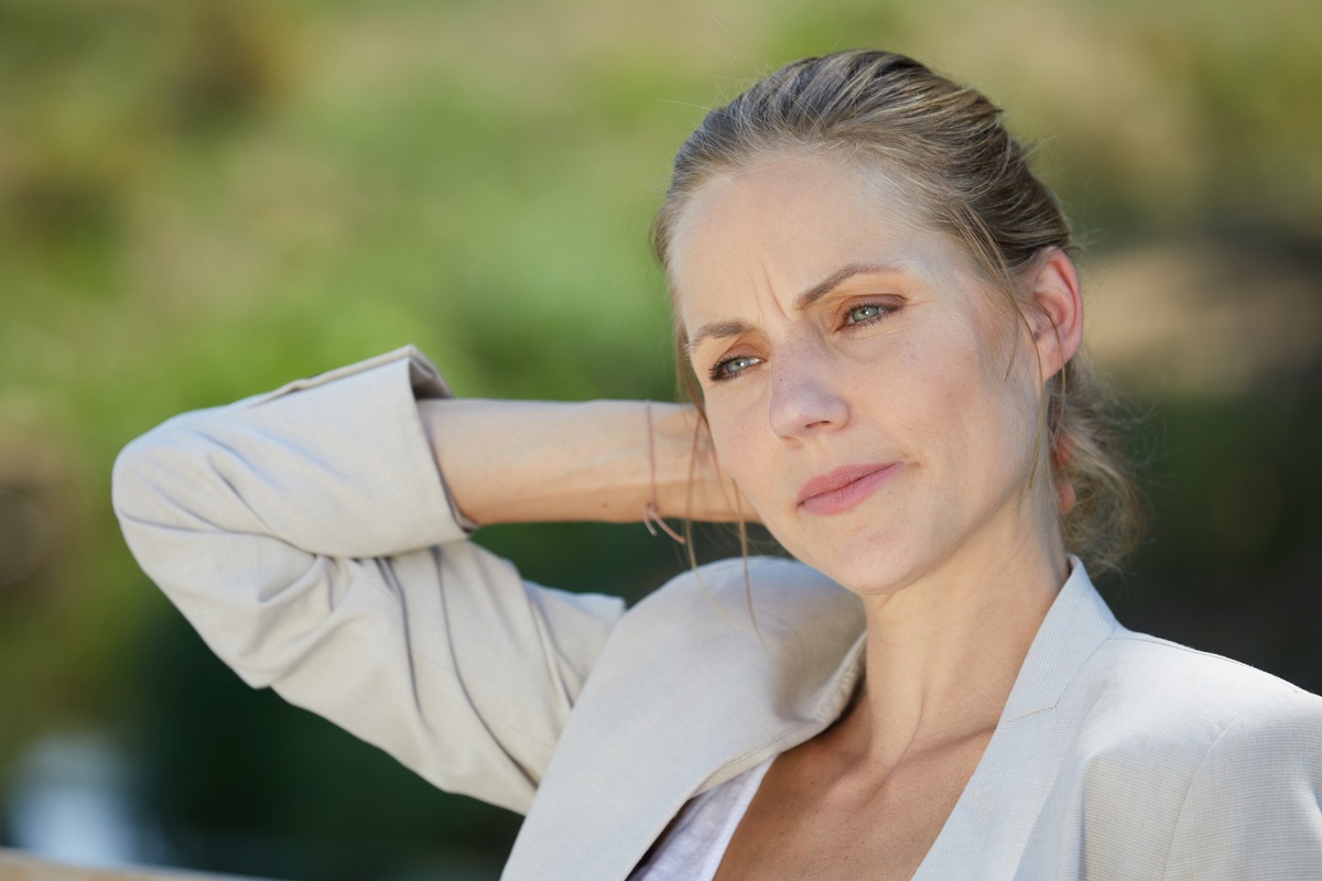 Millionen sitzt der Stress im Nacken / Hochdosiertes Magnesium plus Vitamin B-Komplex kann viel abpuffern