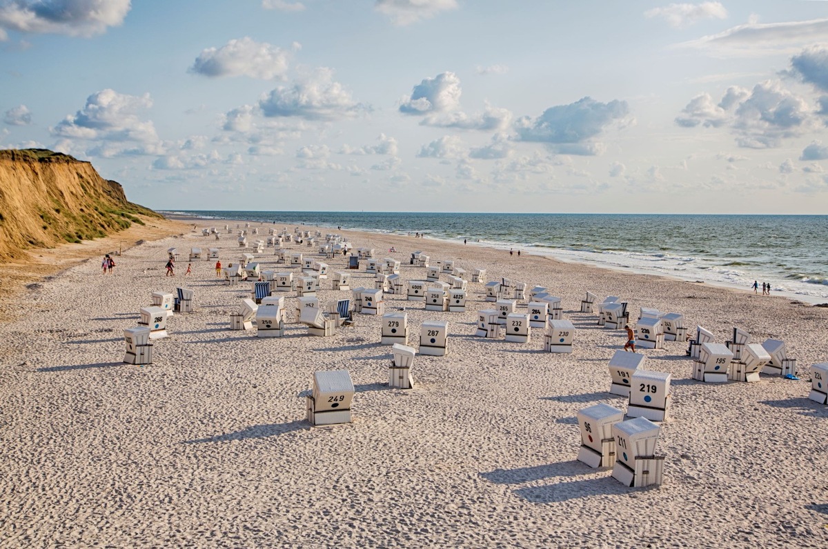 Sylt etabliert mit der „luca“-App flächendeckende Kontaktnachverfolgung