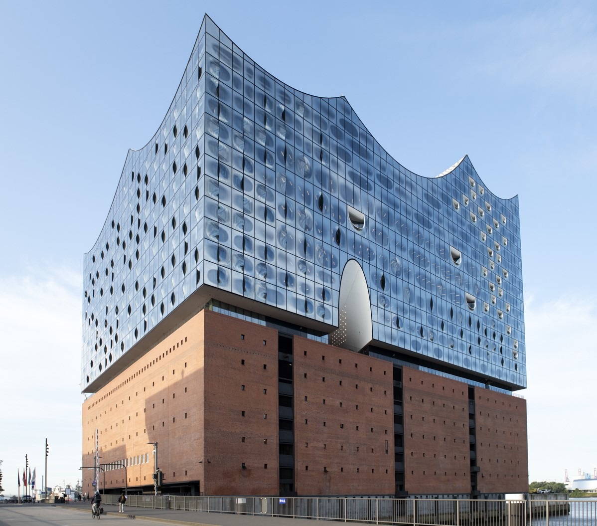 SPIE optimiert Technisches Facility Management der Hamburger Elbphilharmonie