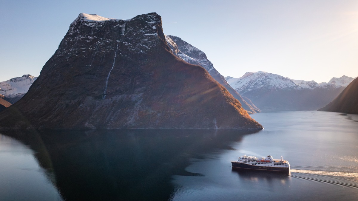 Havila Voyages gewinnt den Kreuzfahrt Guide Award 2024 in der Kategorie Nachhaltigkeit