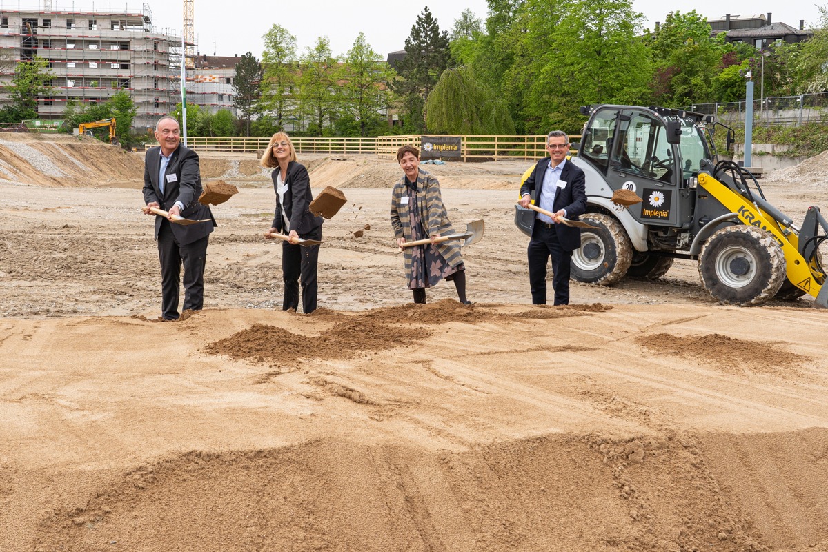 UmweltHaus am Nordwestring: Baubeginn und Spatenstich / Nachhaltige Arbeitswelten: UmweltBank setzt für ihren neuen Firmensitz auf Holzhybridbauweise und Ressourcenschonung