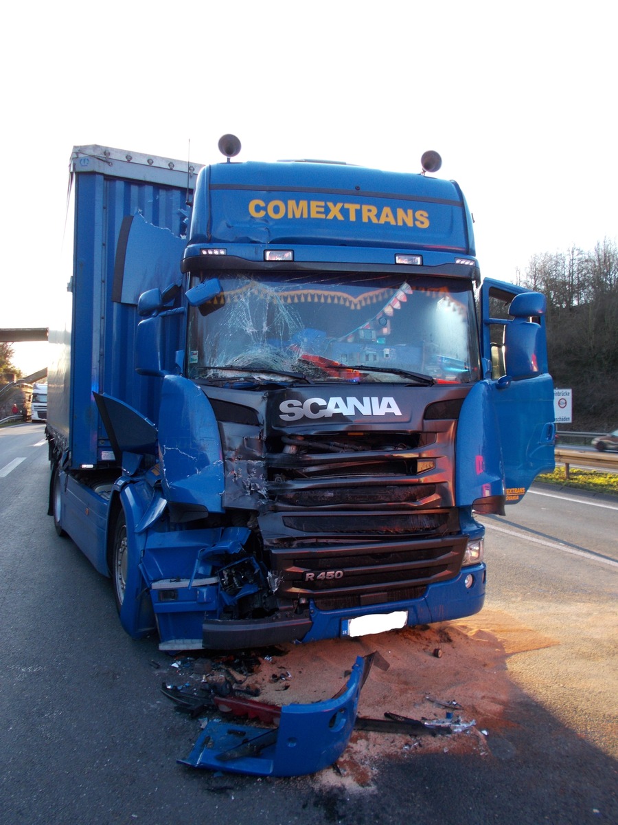 FW-EN: Drei Einsätze auf der Autobahn A1 am Donnerstag