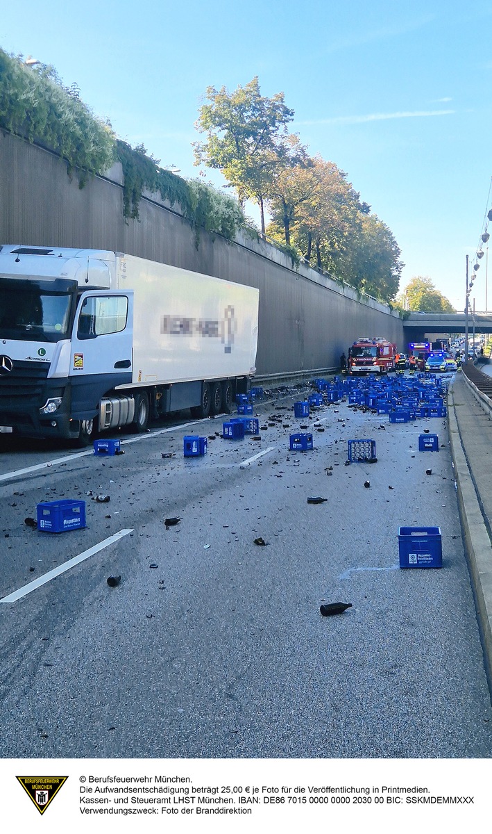 FW-M: Lkw verliert Ladung auf dem Mittleren Ring (Westend)