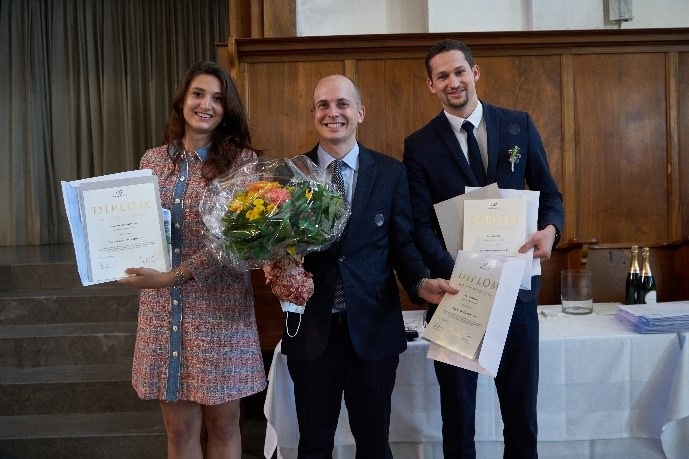 Die Belvoirpark Hotelfachschule Zürich feiert die 169. Diplomfeier in der Kirche St. Peter